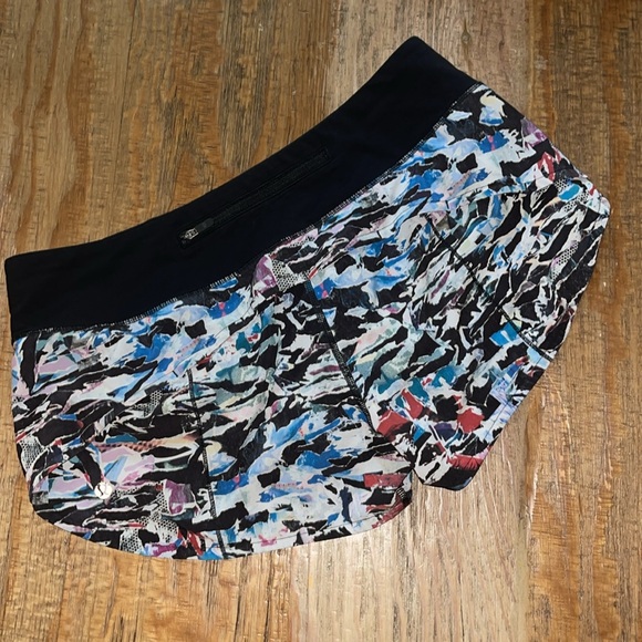 Lululemon Speed Up Short LR 2.5” Size: 8 Color: Black Multi - Picture 2 of 4